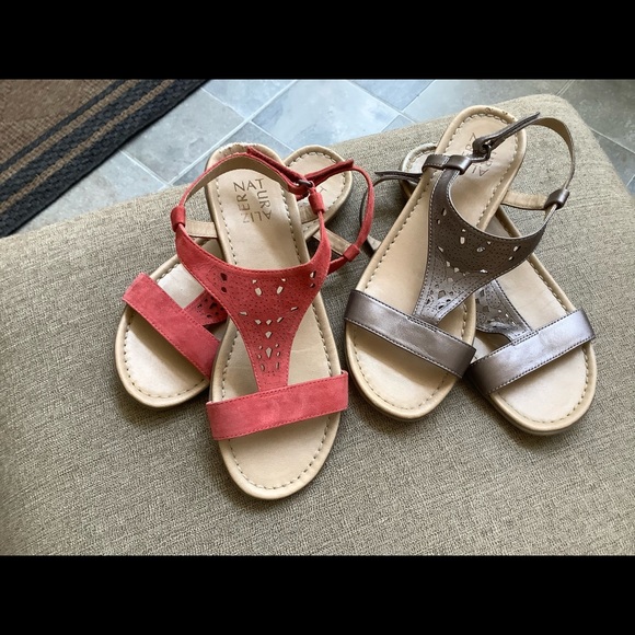 Naturalizer Shoes - Comfort sandals